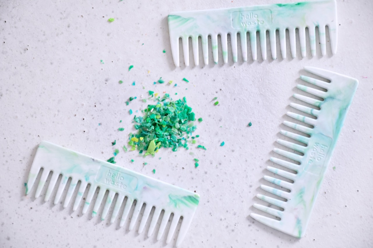 Peigne en plastique recyclé – Image 3