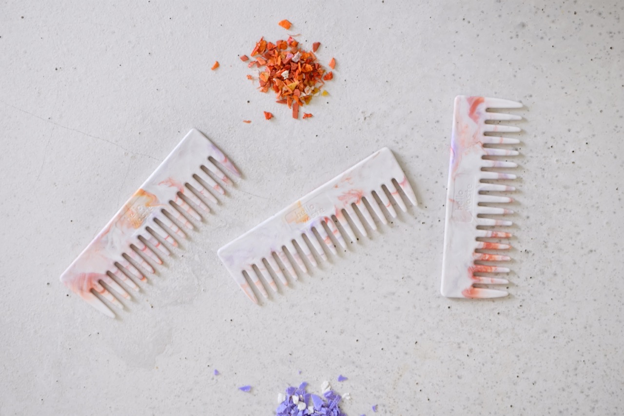 Peigne en plastique recyclé
