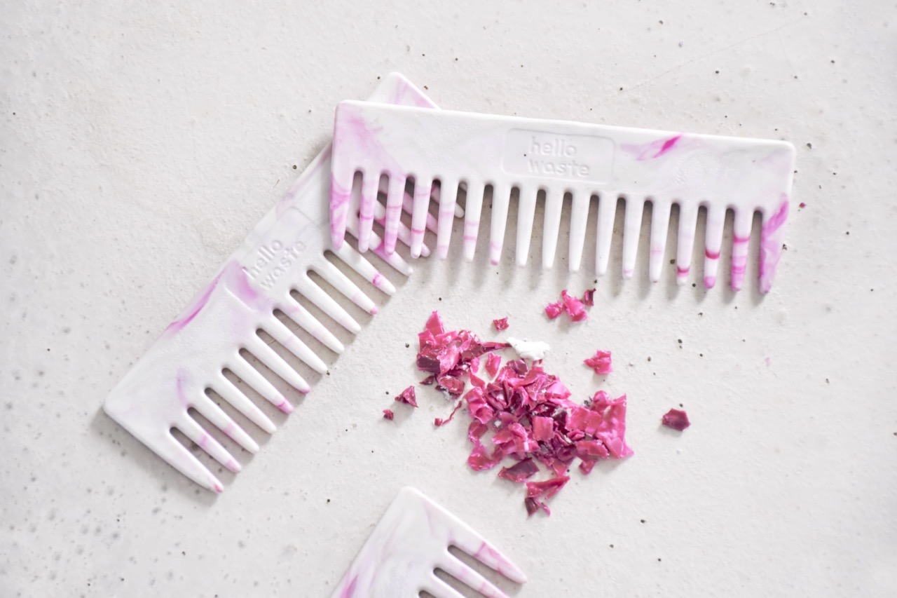 Peigne en plastique recyclé – Image 15