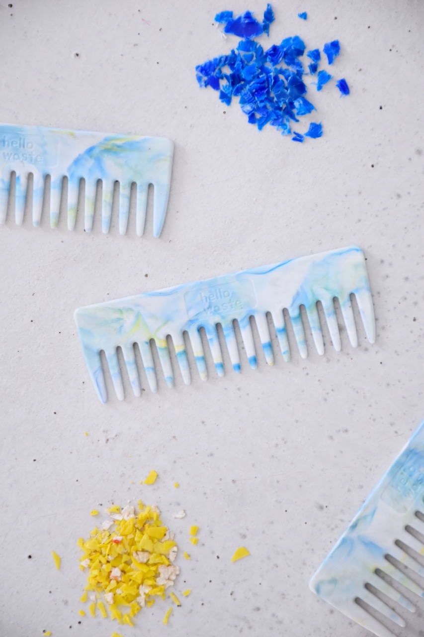 Peigne en plastique recyclé – Image 17