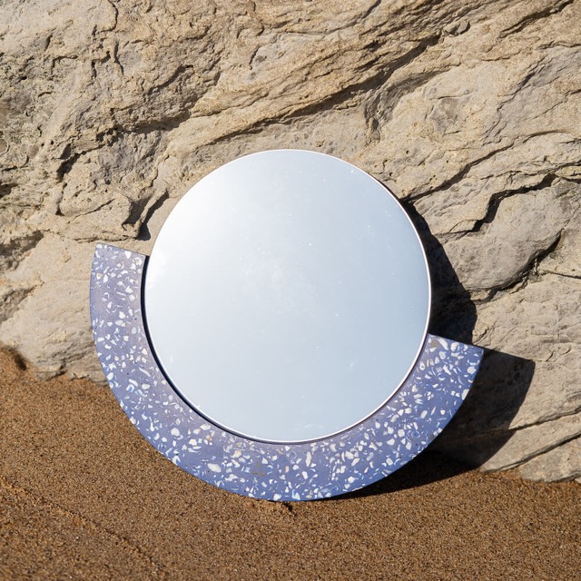Miroir Demi-lune en coquillages revalorisés – Image 4