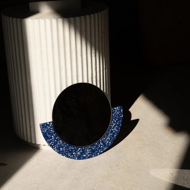 Miroir Demi-lune en coquillages revalorisés – Image 8