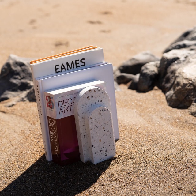 Serre-livres Loar en coquillages revalorisés – Image 3