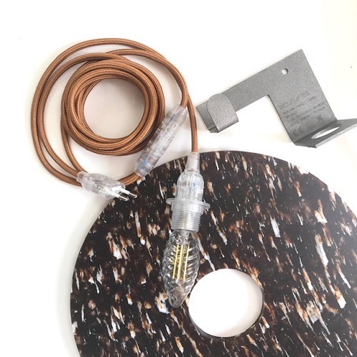 Lampe murale Volubilis en plastique recyclé – Image 3