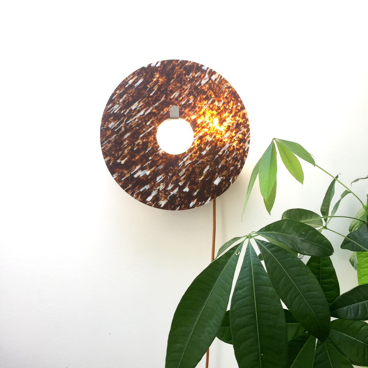 Lampe murale Volubilis en plastique recyclé