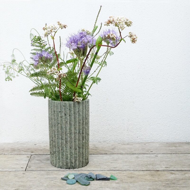 Vase Vaséo en verre pare-brise recyclé