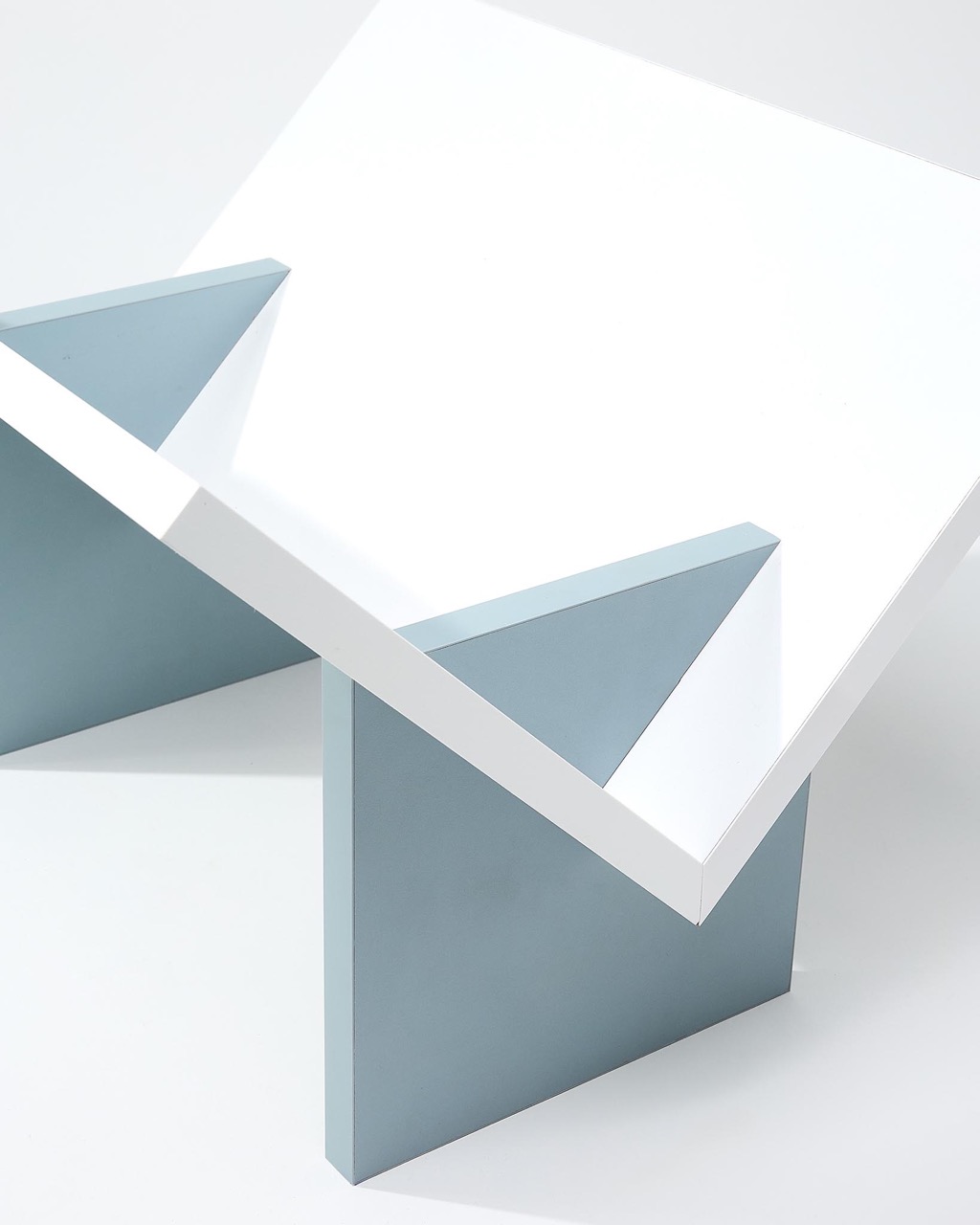 Porte-revues Raphaël en bois upcyclé – Image 9