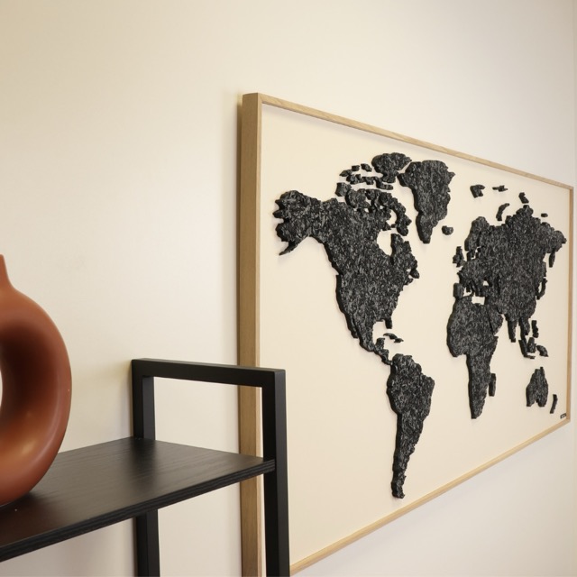 Carte du monde en cuir recyclé